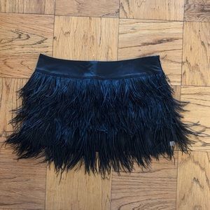 BEBE FEATHERS MINI SKIRT